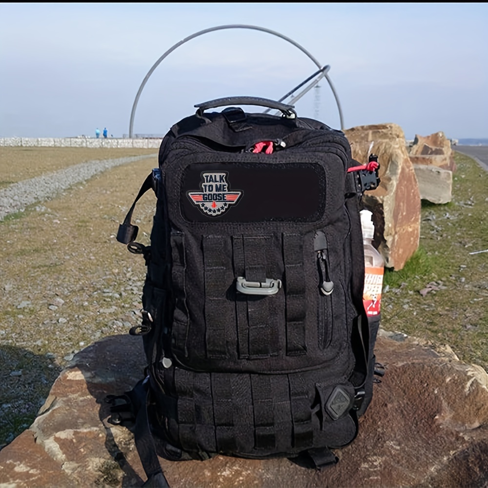 Patch Velcros drôle «TALK TO M - Rucksack Military Style avis et prix